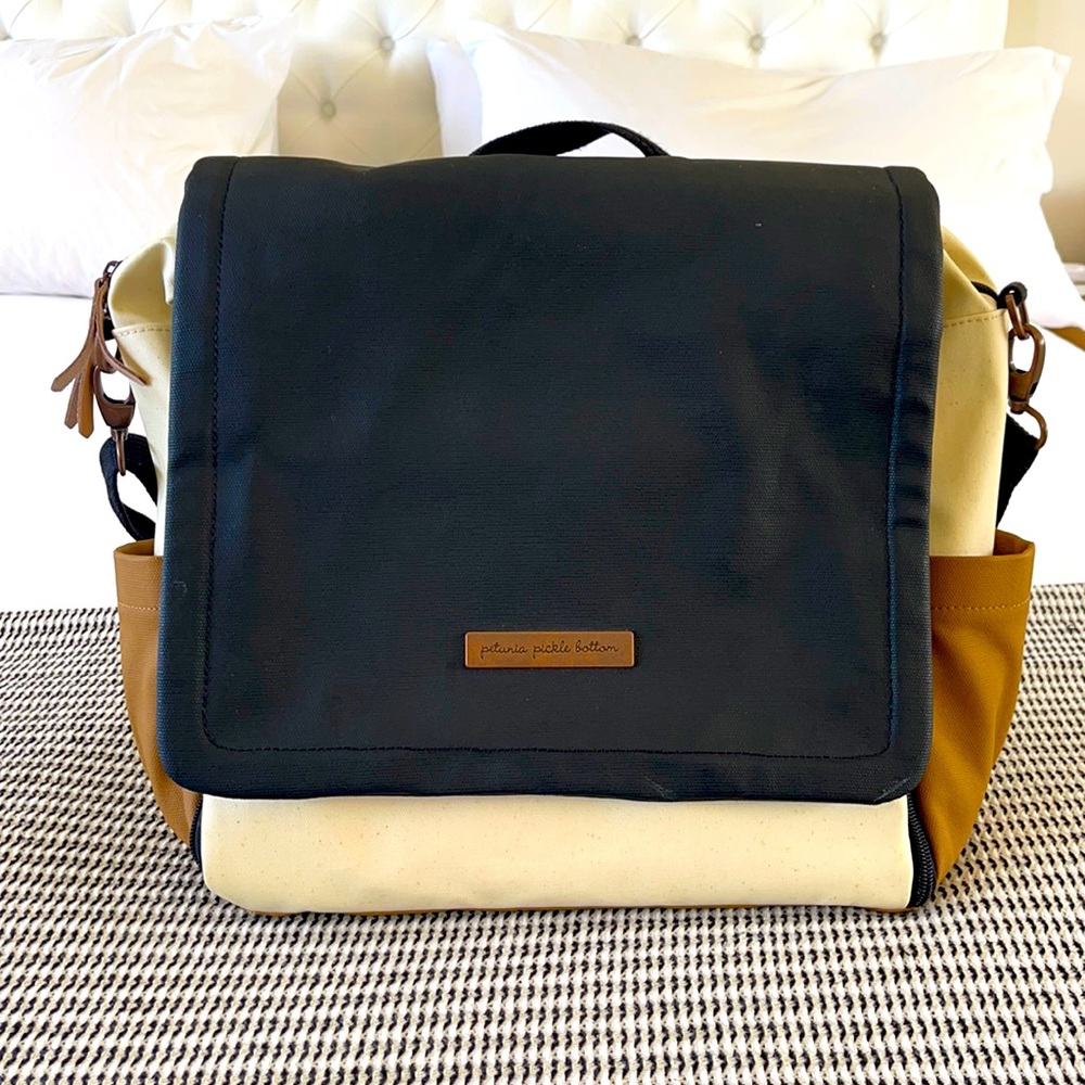 Like-new Petunia Pickle Bottom diaper bag